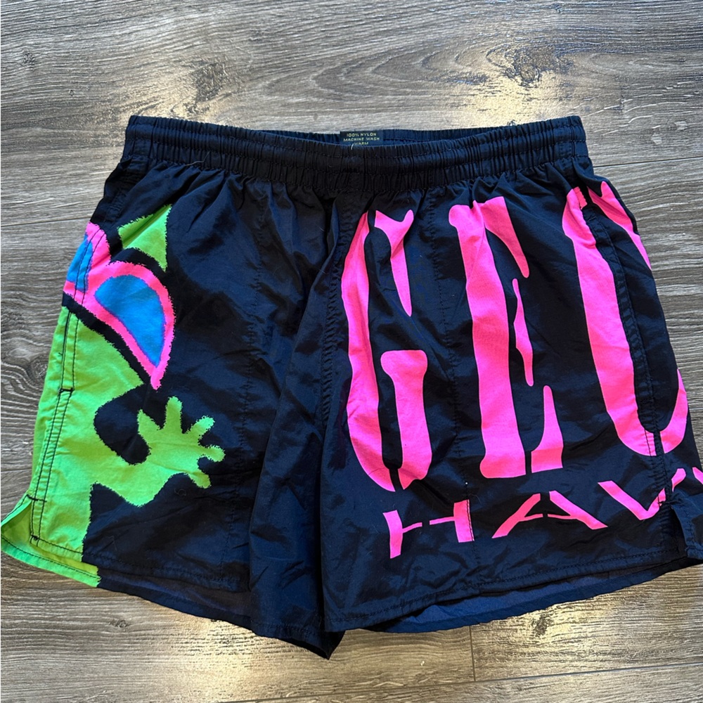 Gecko Hawaii shorts